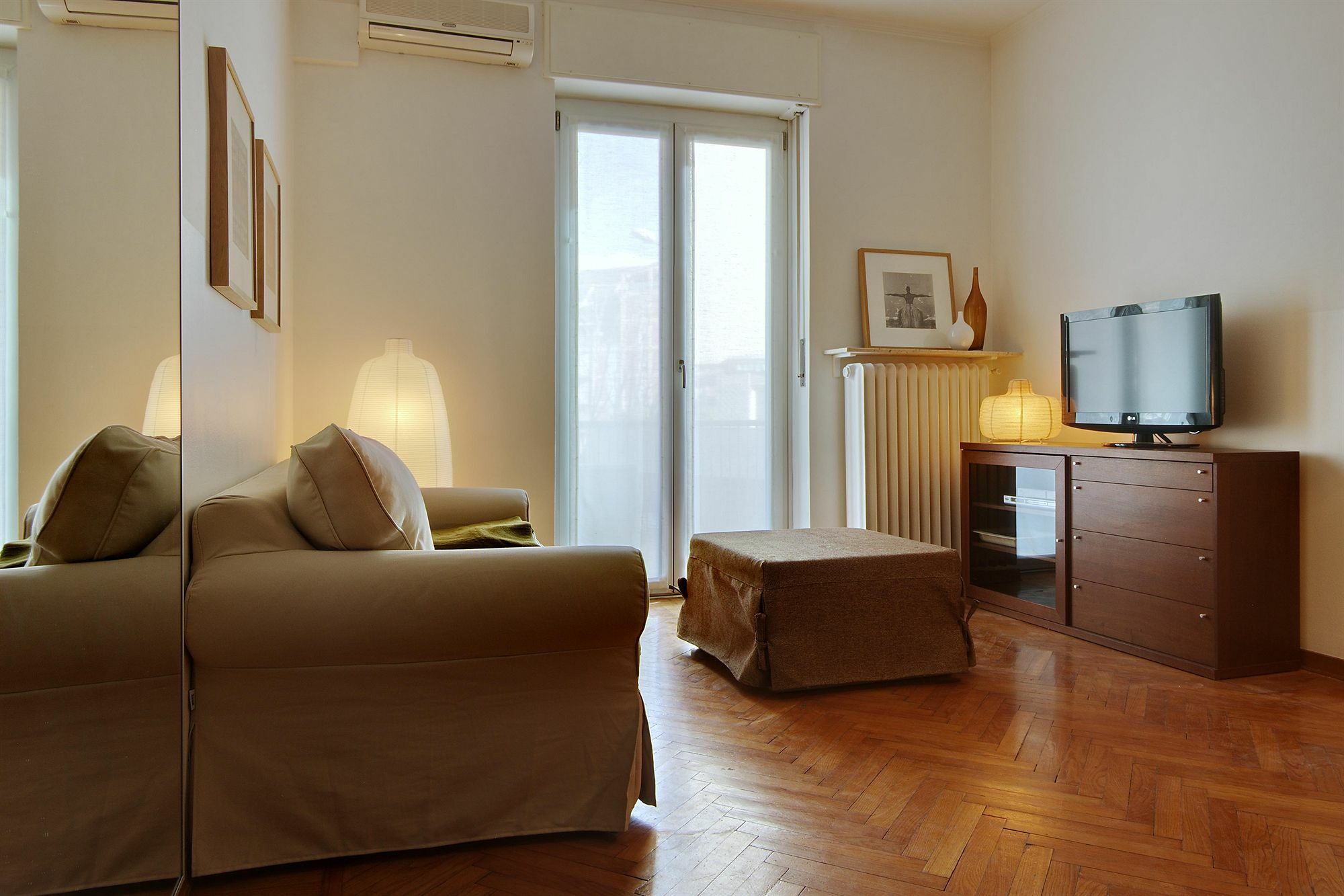 Milan Apartamento Rental Exterior foto